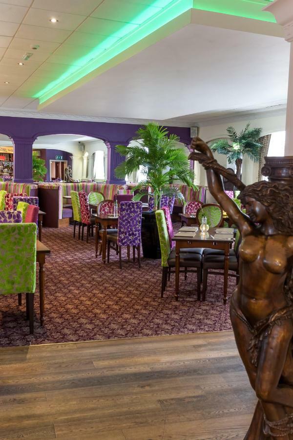 The Masons Arms Hotel Bridgend  Exteriér fotografie